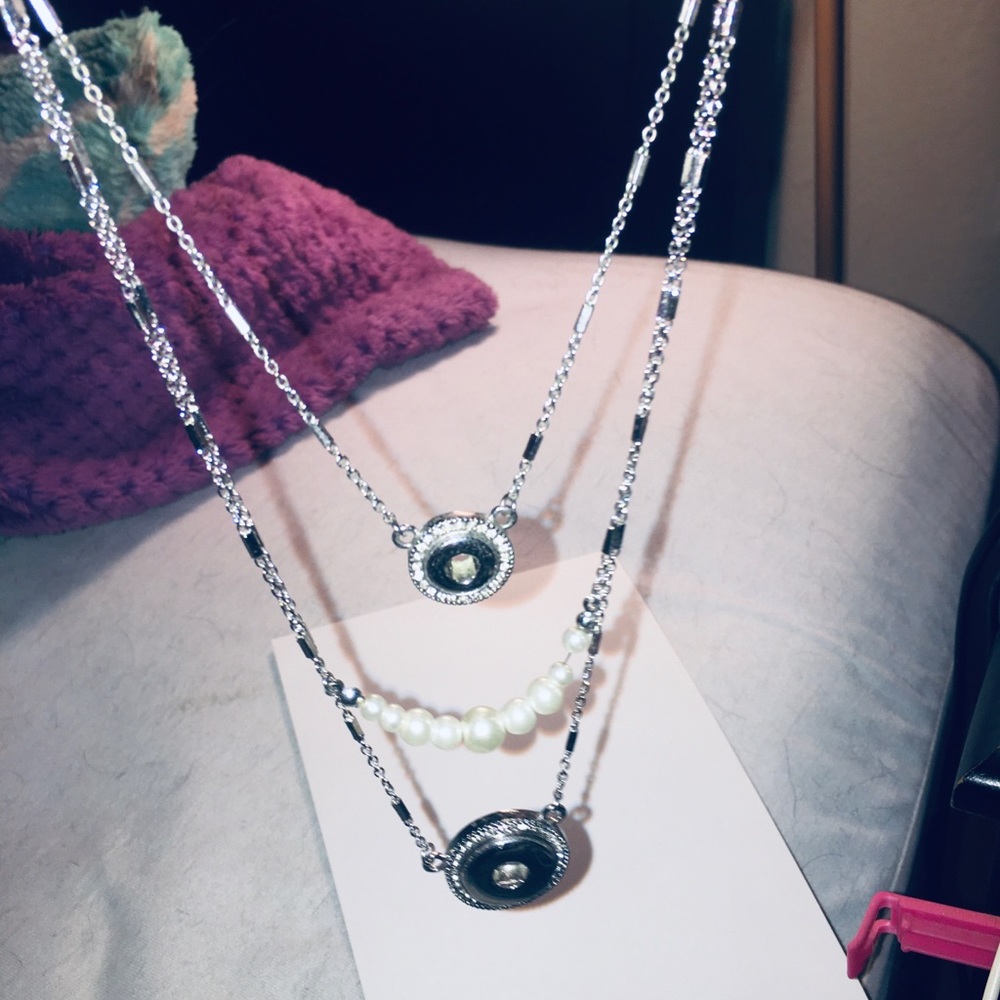 Magnolia and Vine Layered Links Combo Necklace